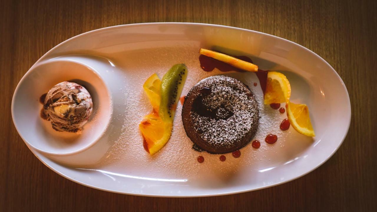 Illyrian Boutique Hotel Саранда Экстерьер фото